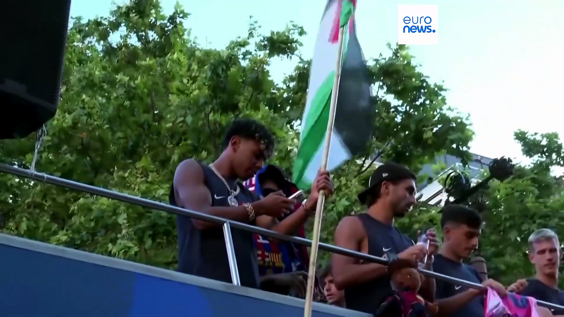 barcelona-star-lamine-yamal-waves-palestinian-flag-during-la-liga