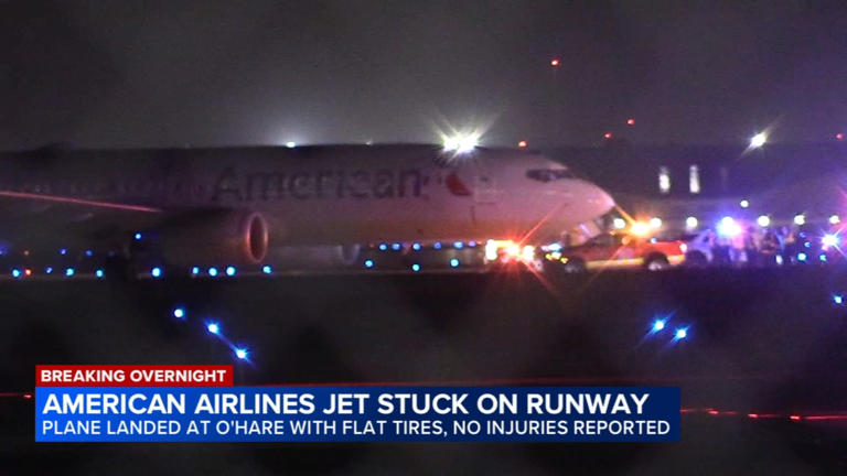 American Airlines plane lands with flat tires at O'Hare, FAA says