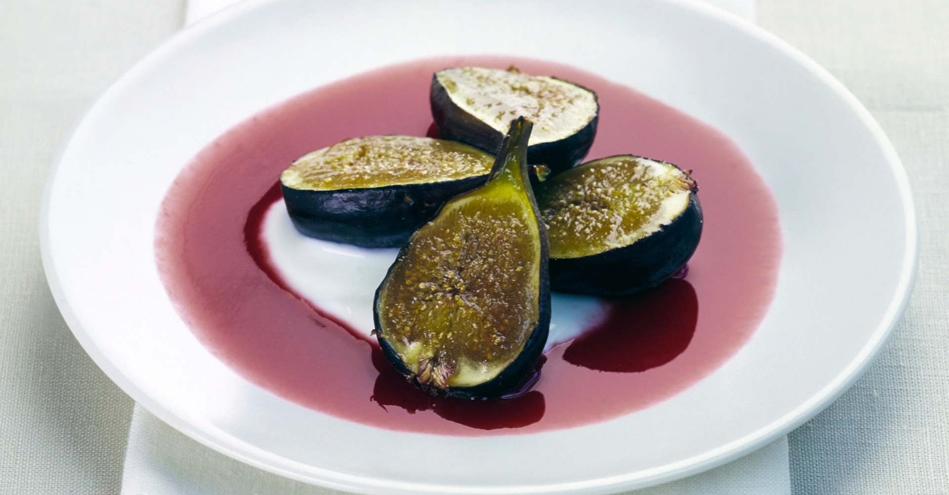 Vegetarian foods that secretly use animal products