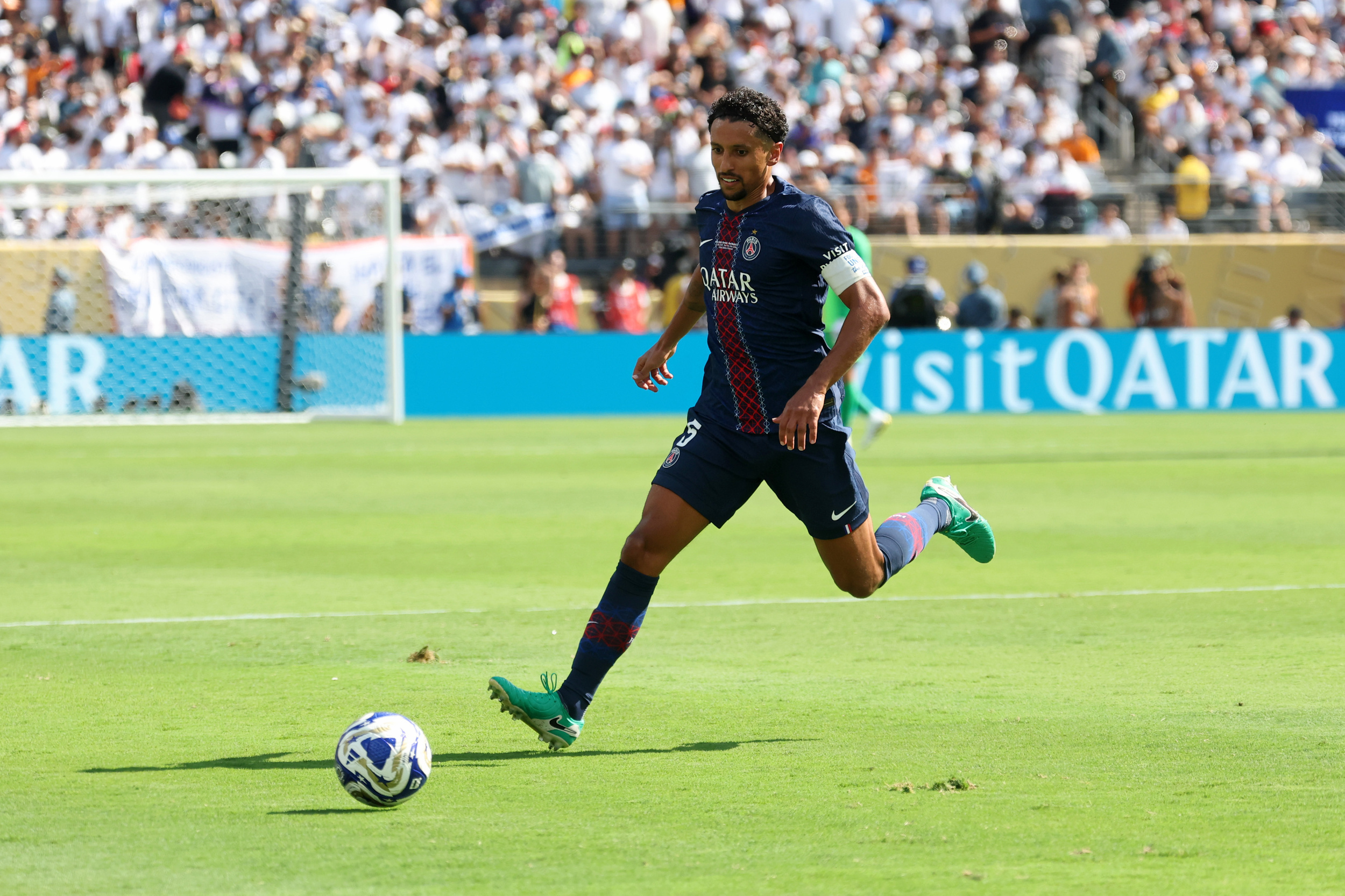 Player discussed: Man Utd rival Arsenal & Liverpool for 'powerful ...