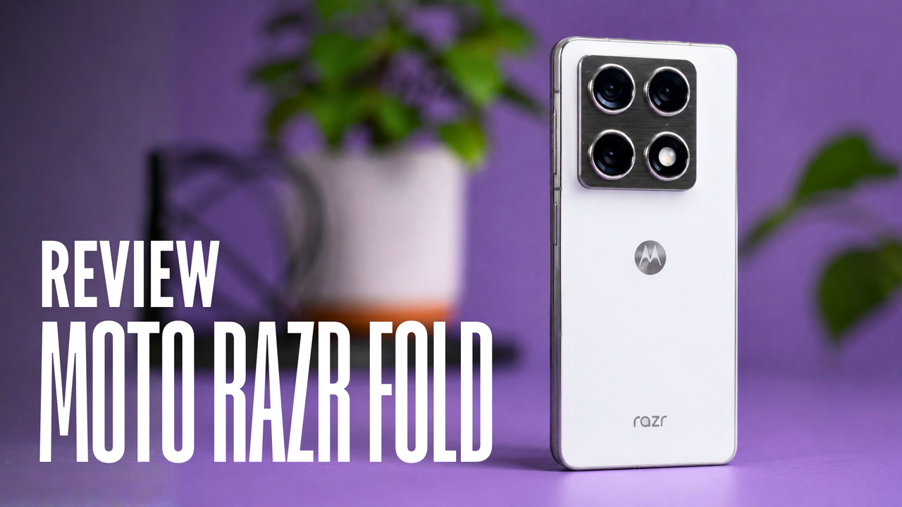 Moto Razr fold review: Motorola finally enters the big foldable league