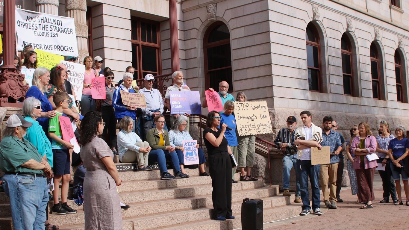Colorado Springs rally backs El Gamal family amid deportation fight