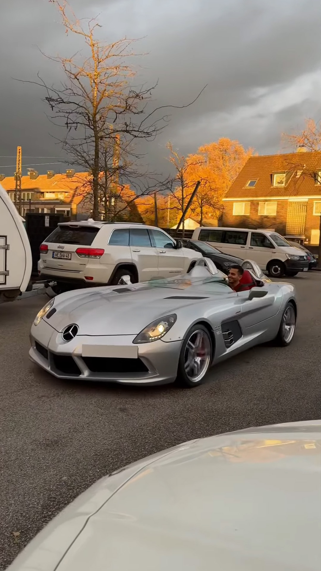 Iconic $3M Mercedes-Benz SLR Stirling Moss with aggressive sound experience