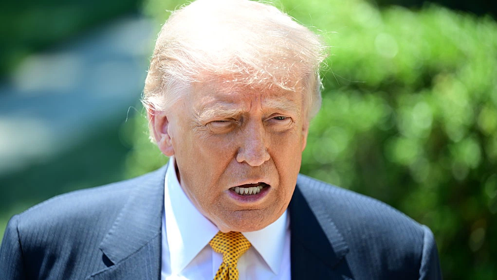 Experts link Trump’s late-night posting to possible behavioral addictions