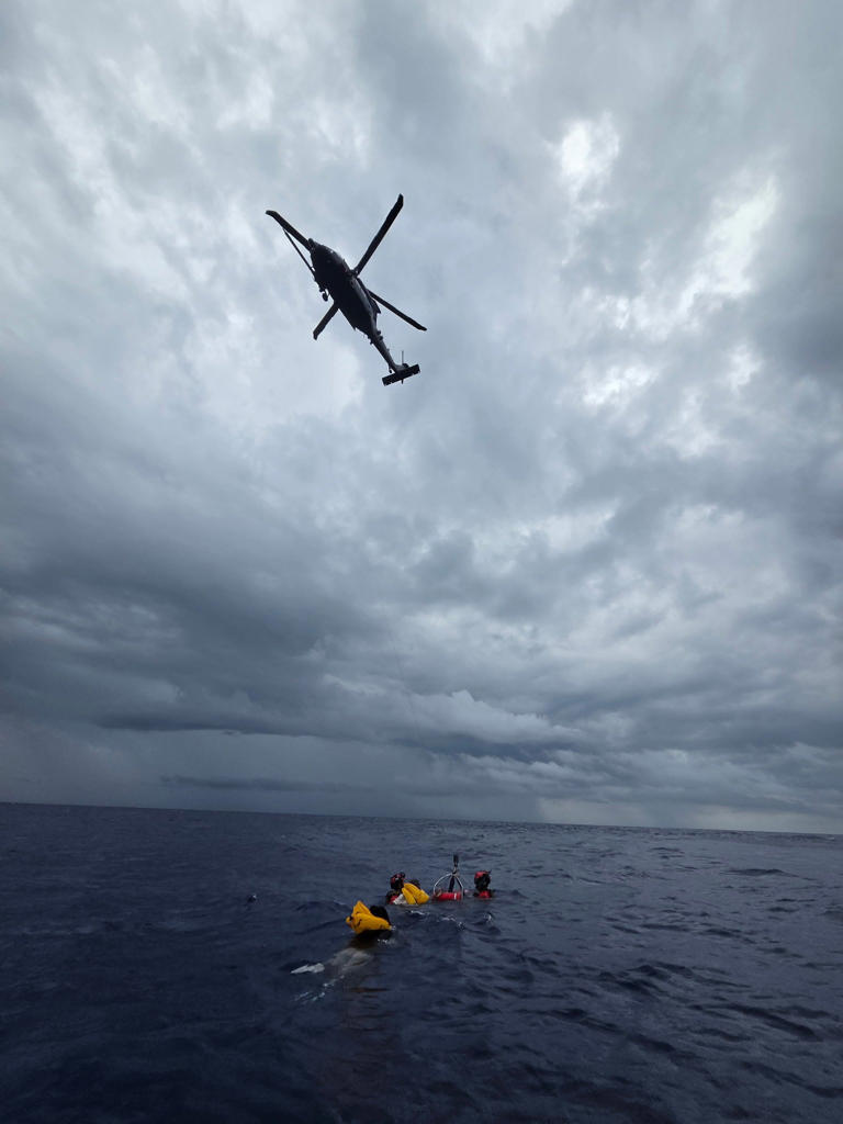 Coast Guard and Air Force crews recover 11 survivors in Florida rescue