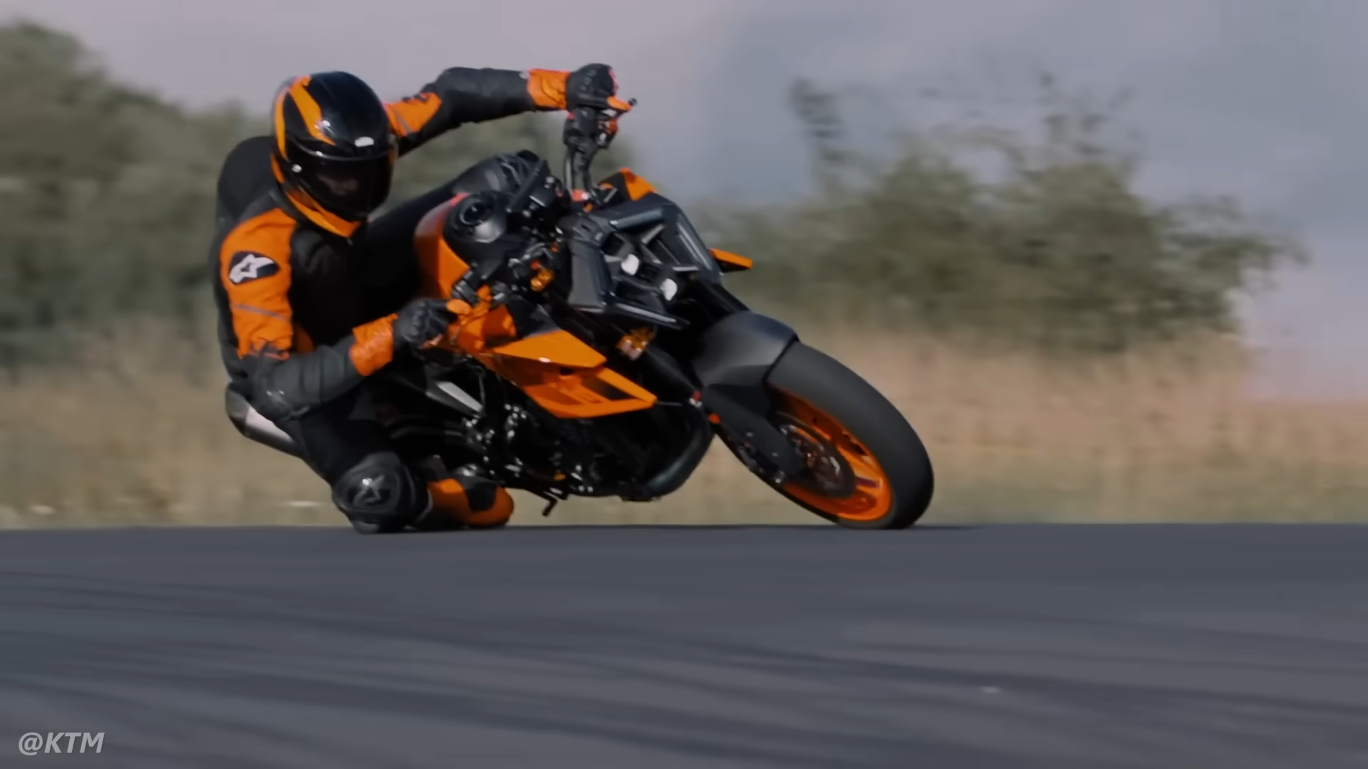 What happens when the 765 RS faces every competitor