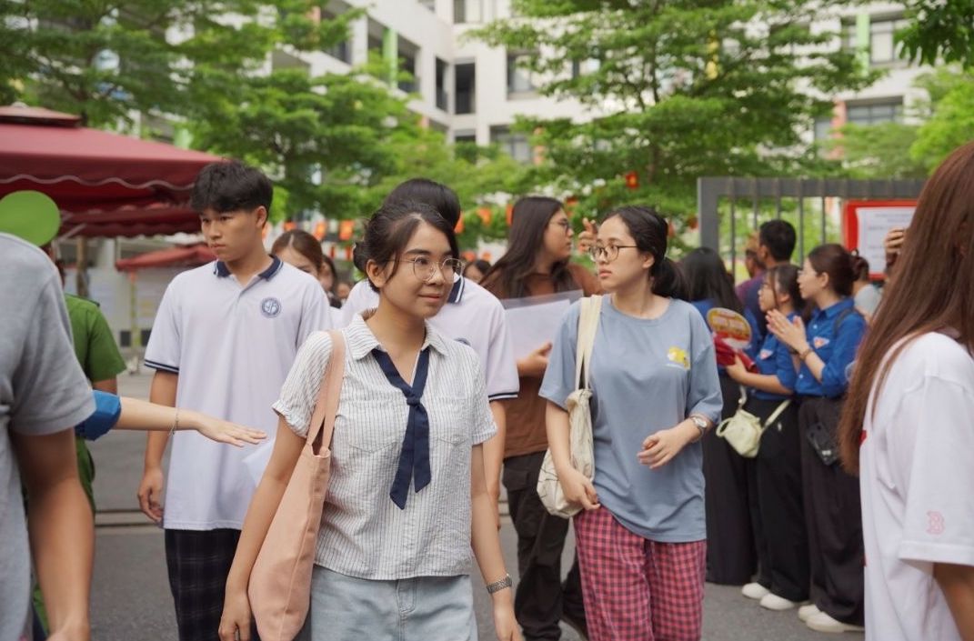 Bộ đề thi thử tốt nghiệp THPT năm 2026 môn Địa lí
