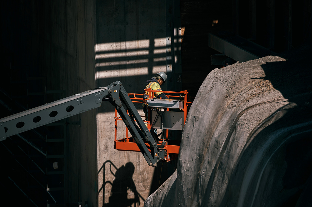 One of the largest modern US infrastructure projects will soon burrow ...