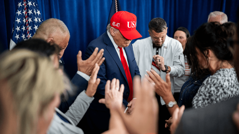 Trump White House plans evangelical Christian festival to 'rededicate ...