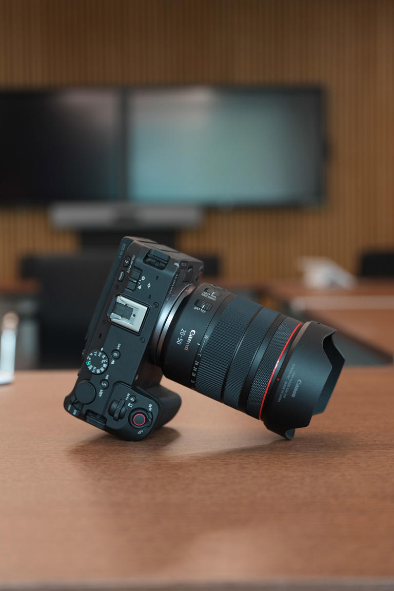 Canon EOS R6 V review: Whoa – Canon just went Apple with its R6 series ...