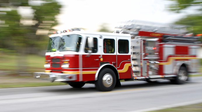 Small plane crashes into sign after aborted take off at DuPage Airport