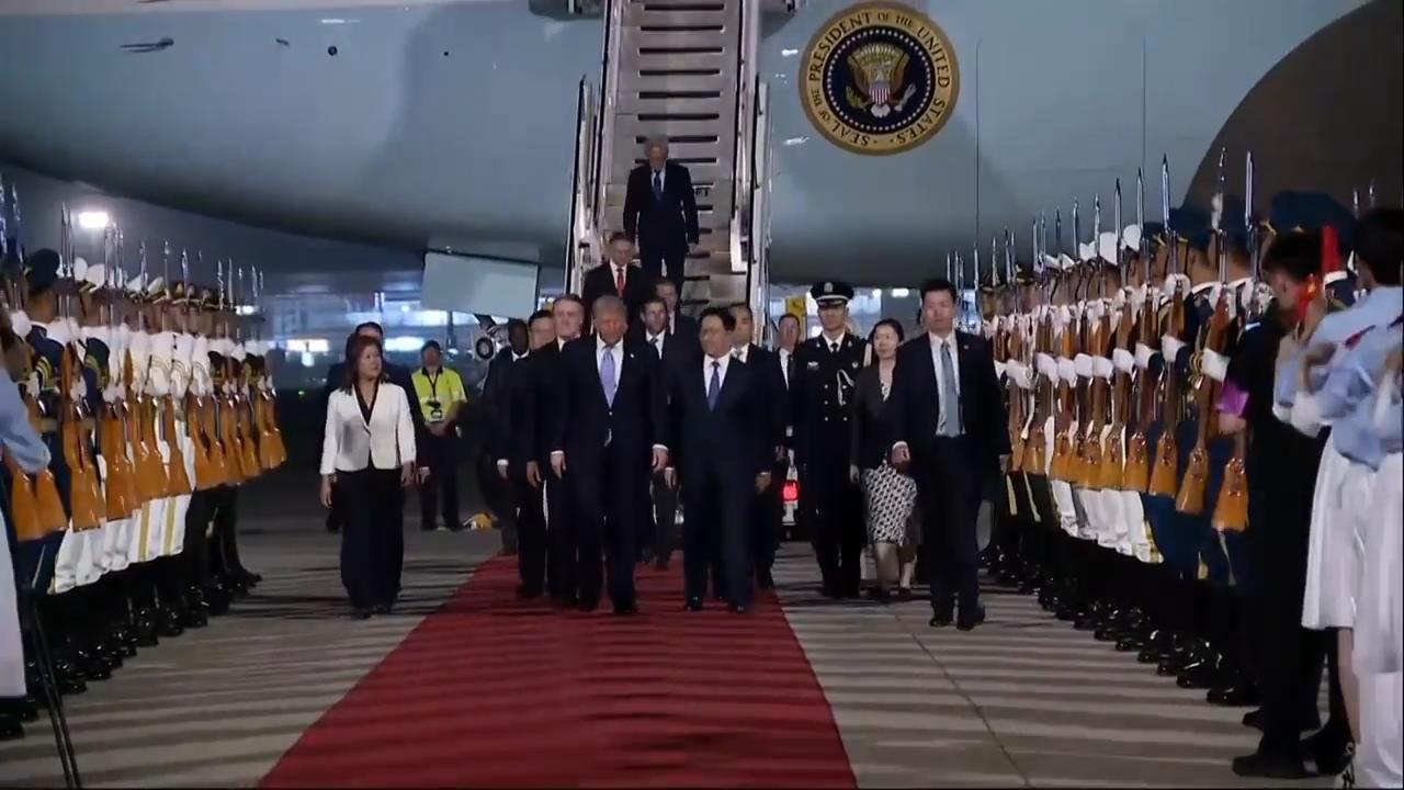 Trump arrives in Beijing to meet Xi as war and inflation weigh on his ...