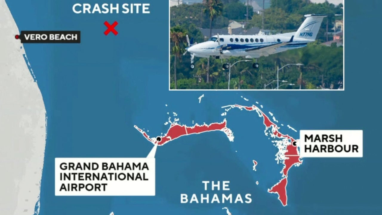 Video shows rescue of 11 people on board small plane that crashed off ...
