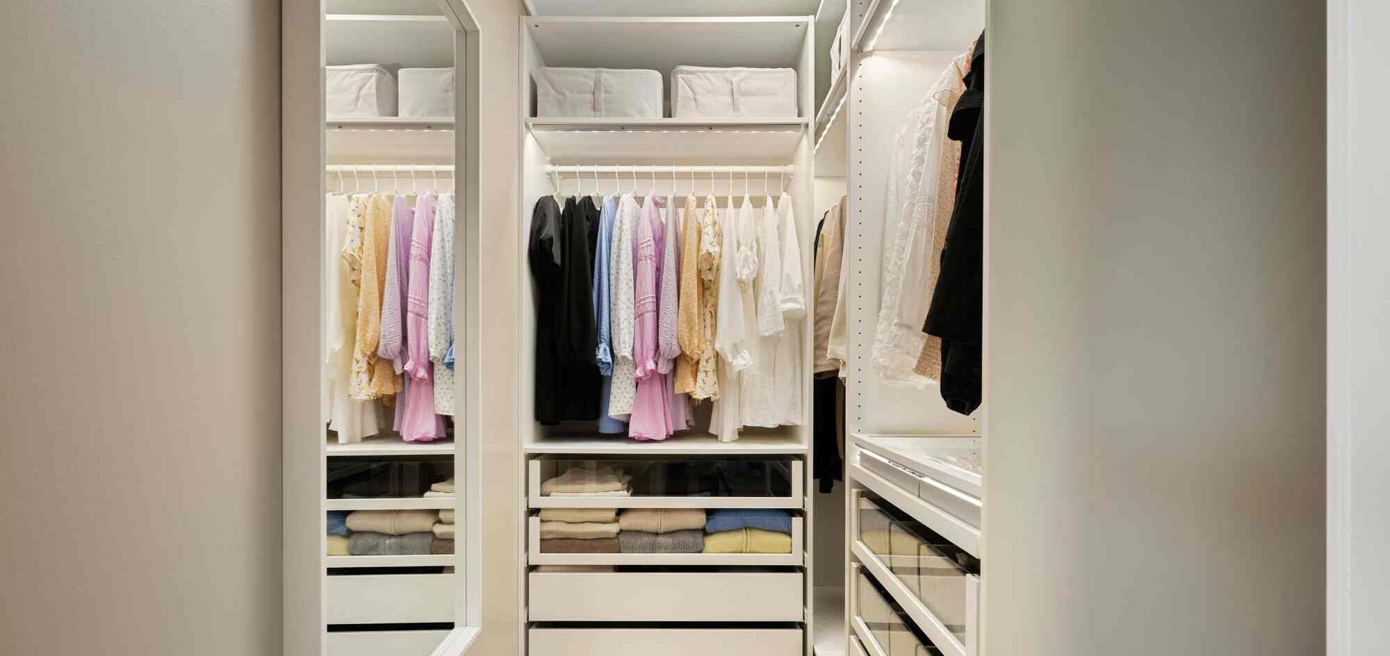Bedroom closet ideas for smart and stylish modern home storage