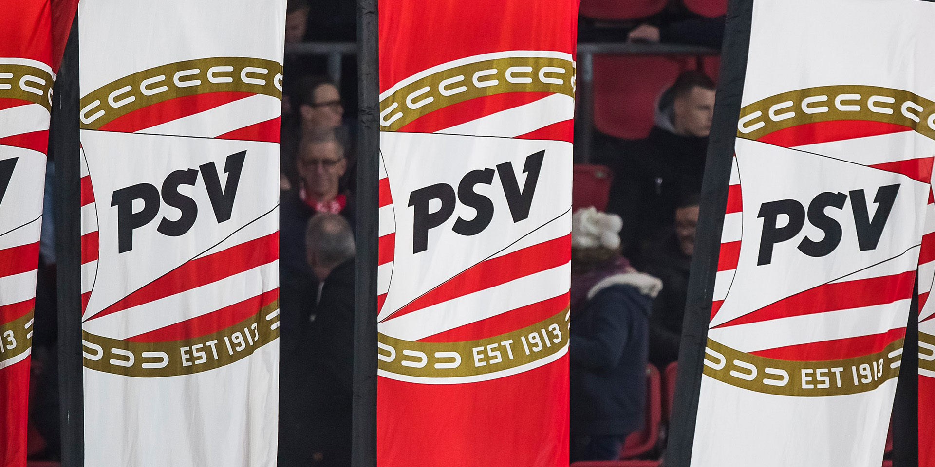 PSV houdt groot talent binnenboord door aflopend contract te verlengen
