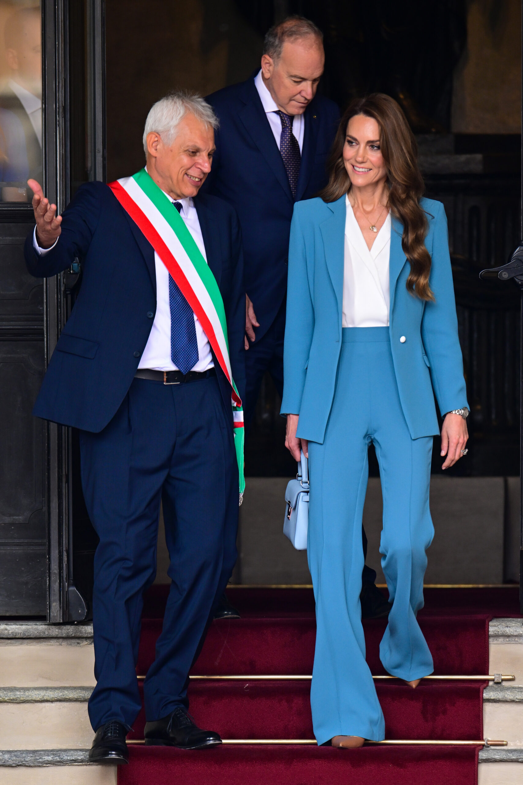 Kate Middleton just stepped out in Italy and her body language said a lot