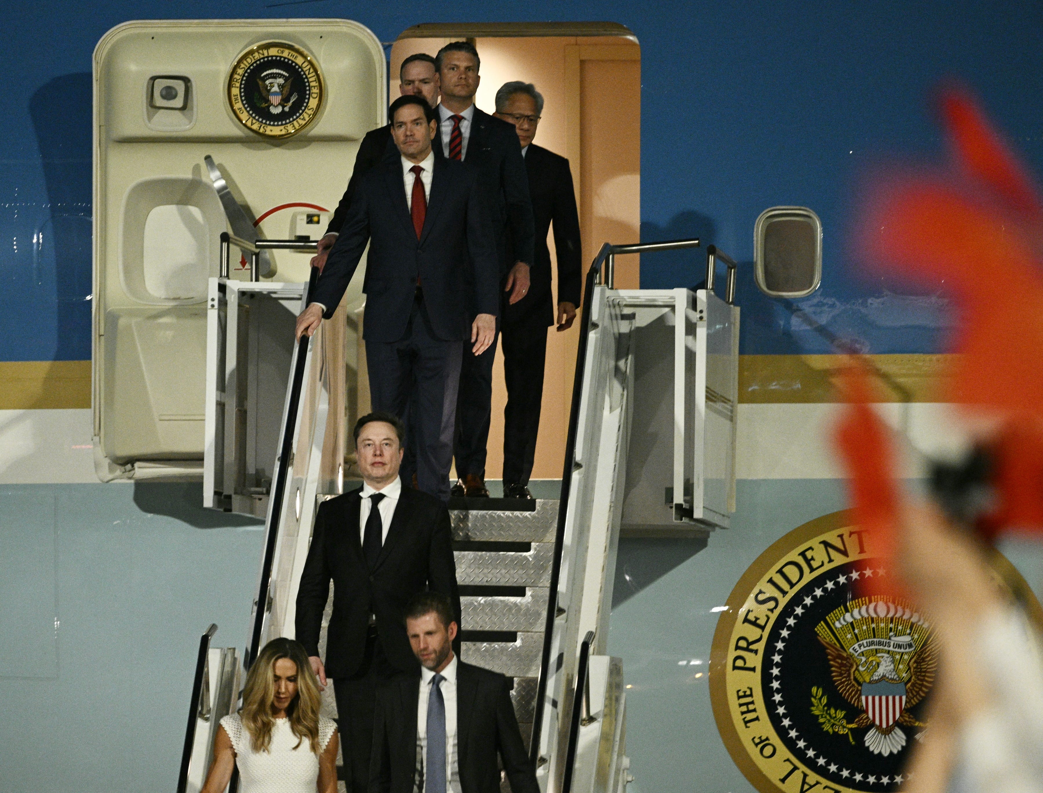 China rolls out red carpet welcome for Trump in Beijing