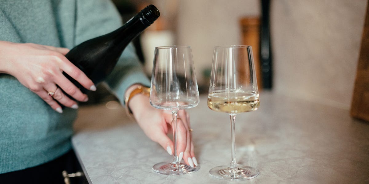 How Many Glasses Of Wine Can You Drink Per Day?
