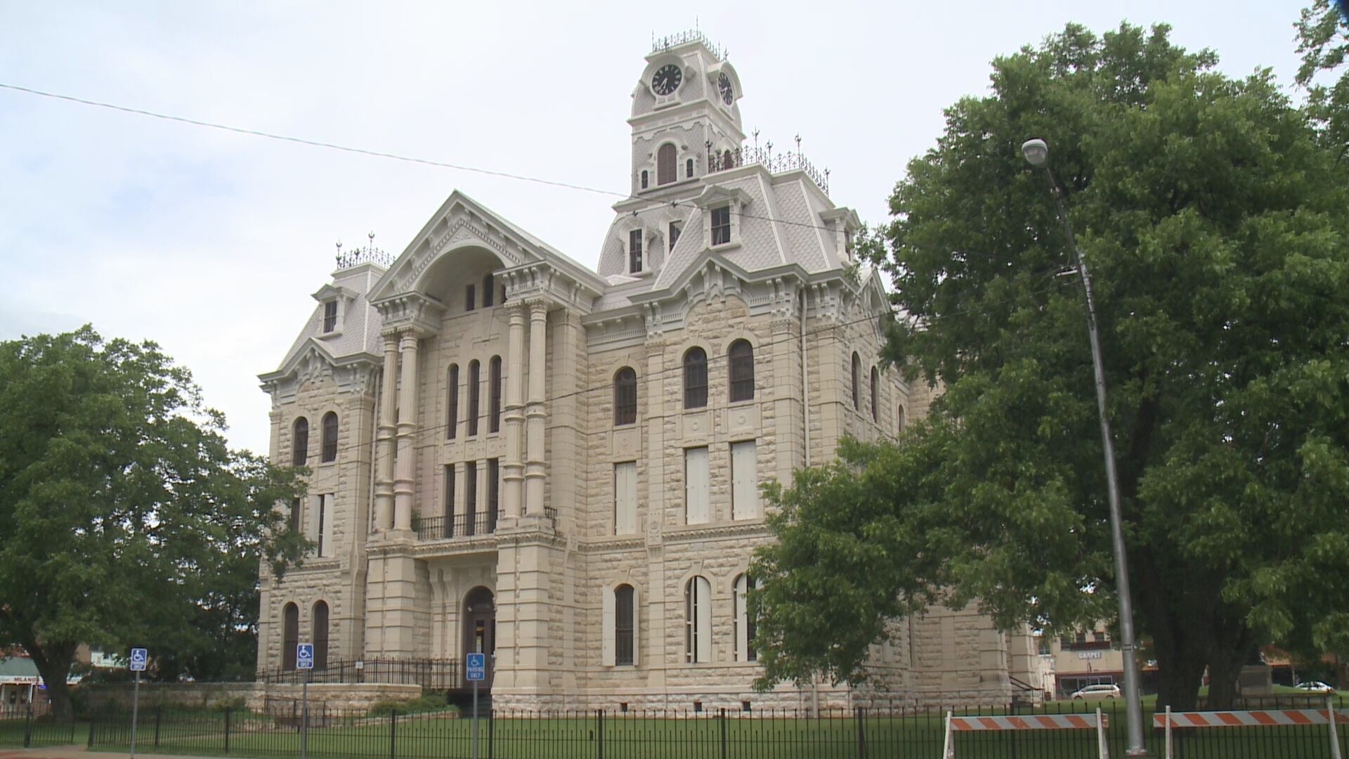 Hill County commissioners approve 1-year moratorium on data center ...