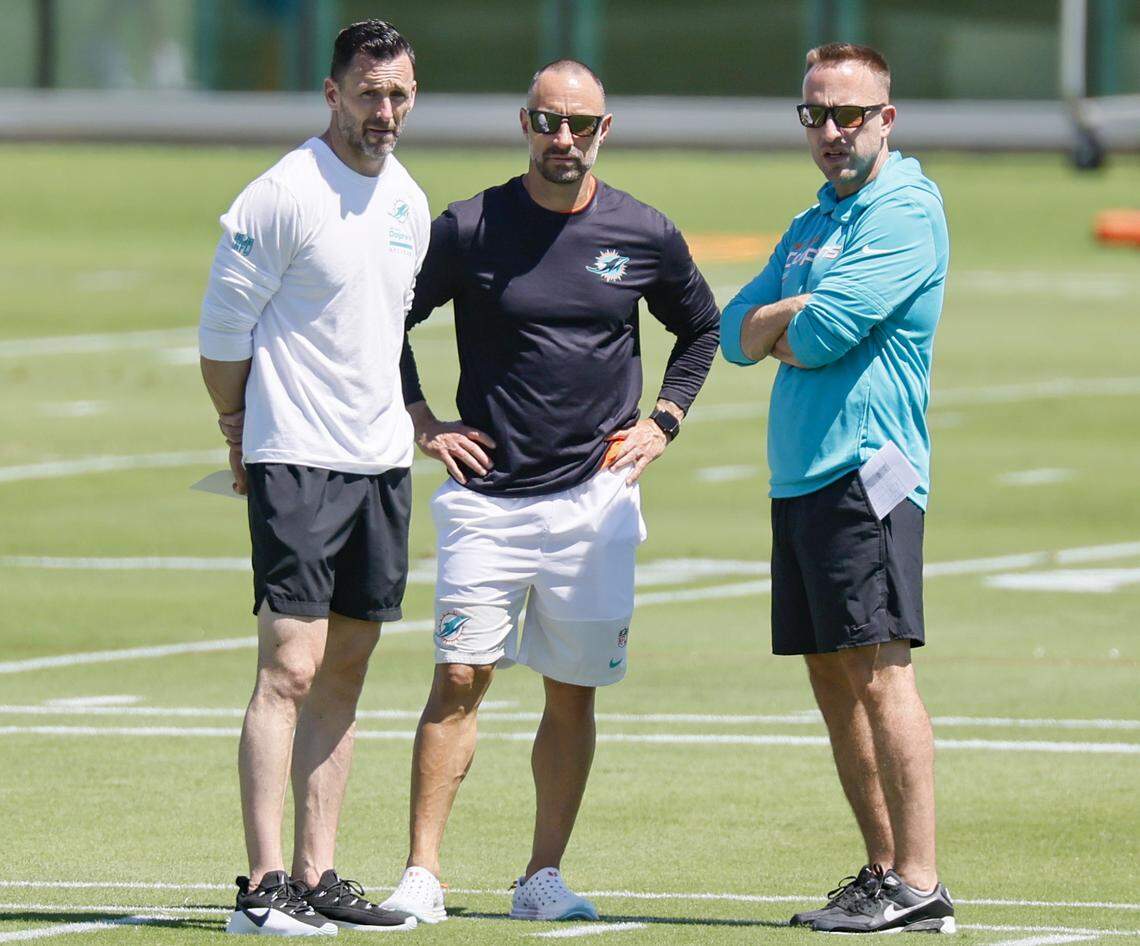 Dolphins executive interviewed for vacant Viking GM job