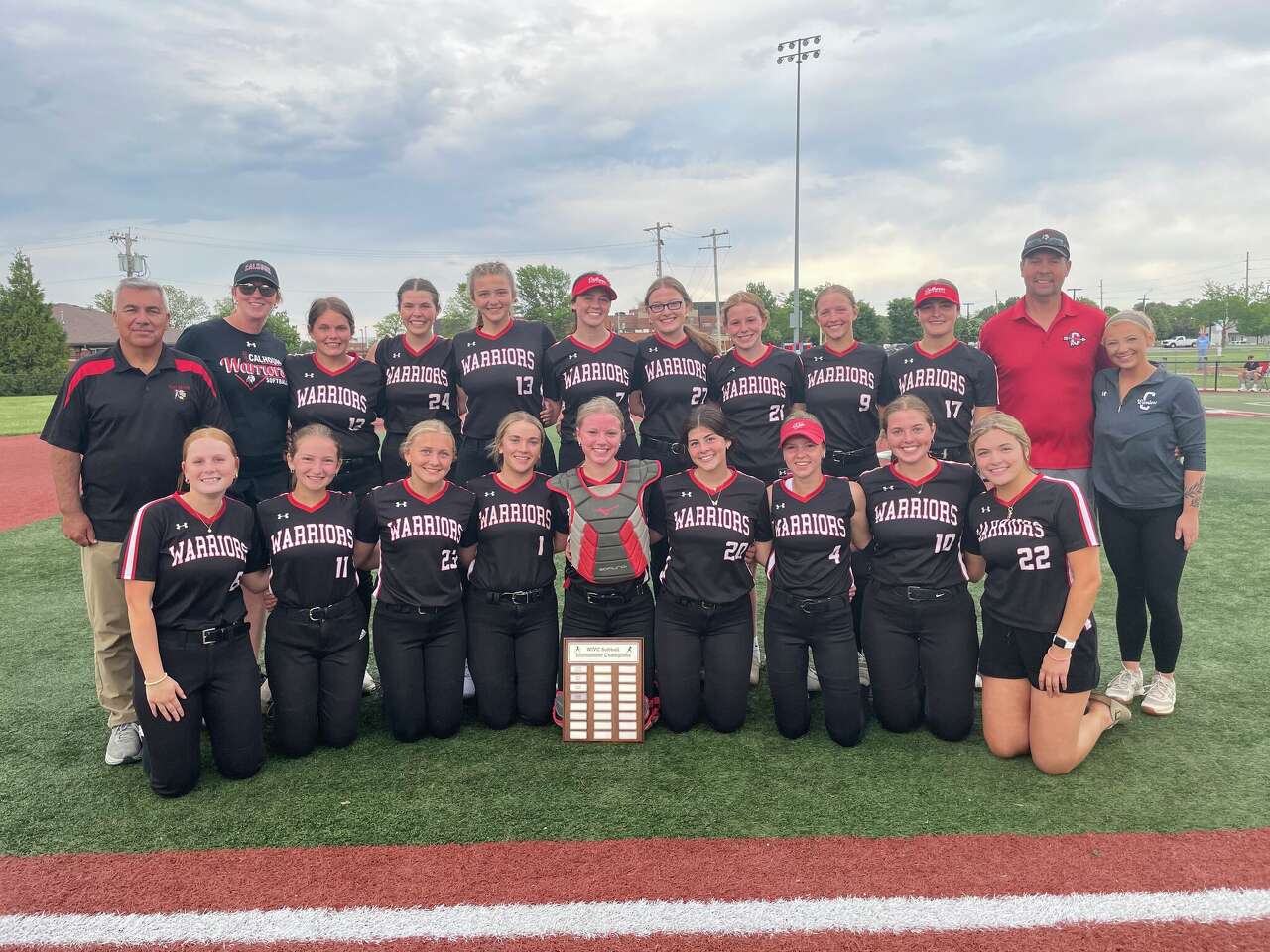 Calhoun stuns unbeaten Triopia to win WIVC softball title