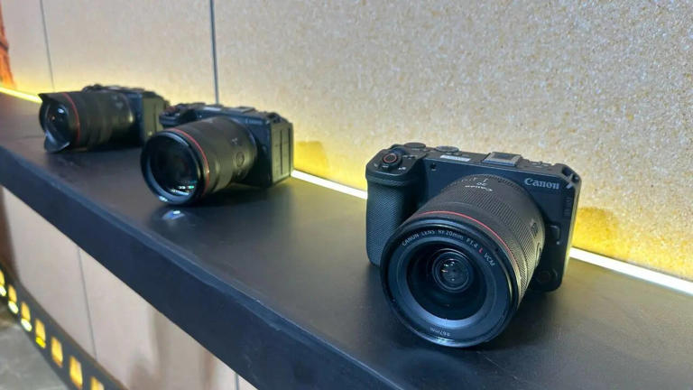 Canon launches EOS R6 V camera with new power zoom lens: Price ...