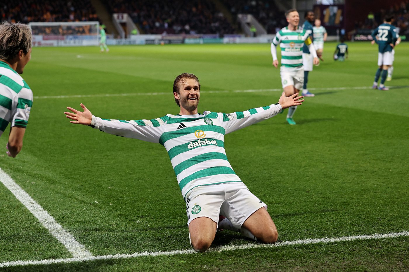 Celtic scores penalty in the 9th minute of added time as Scottish title ...