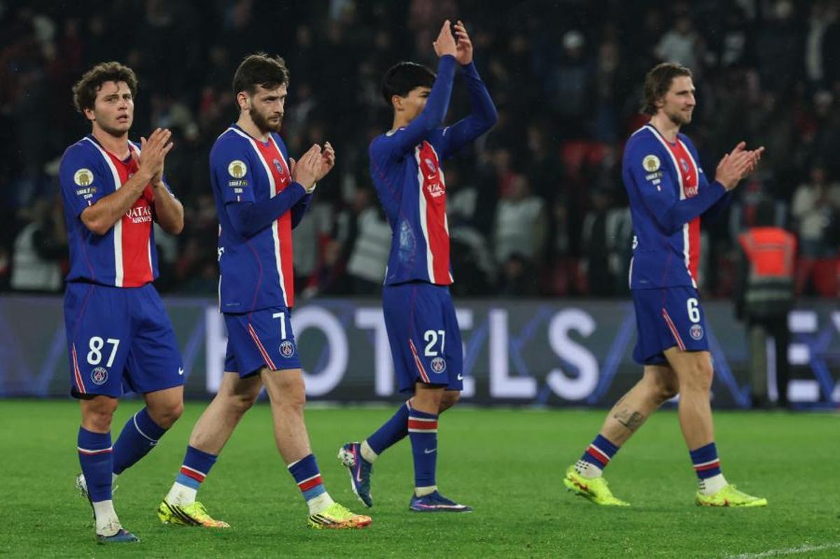 El PSG se corona en la Ligue 1 y Luis Enrique ya es histórico en Francia