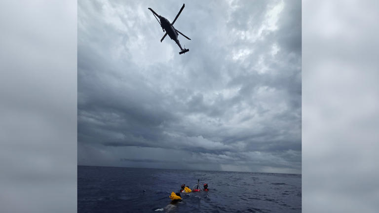 Survivors of plane crash off Florida coast were on raft for hours ...