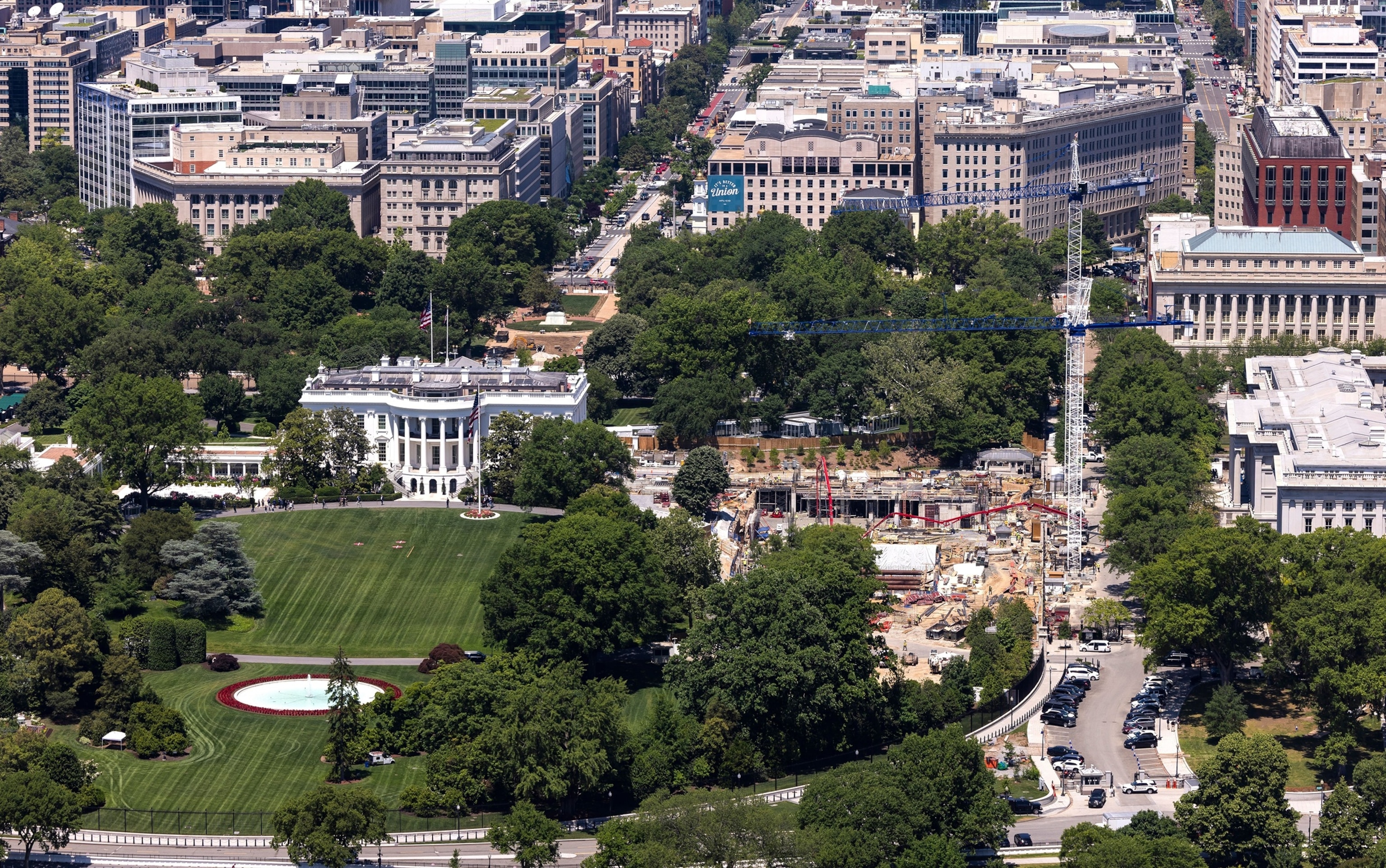 Breakdown of $1 billion request for Trump's White House ballroom project