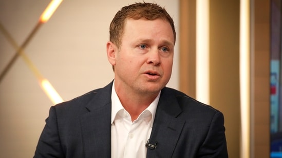 Spencer Pratt caught lying as LA mayor race heats up; new poll focuses ...