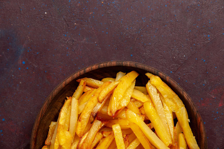 Why Belgian fries are completely different from French fries — and the ...