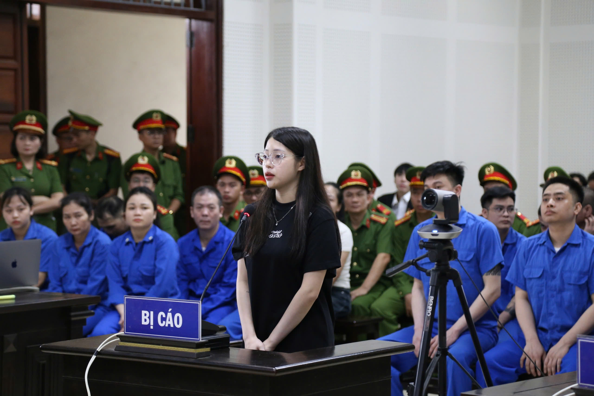 Đêm chạy trốn của Bùi Đình Khánh qua 'giúp sức' của bạn gái và nhiều người