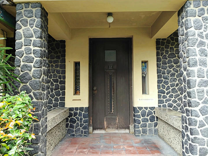 Rumah Pahlawan Nasional yang juga rektor pertama Universitas Gadjah Mada (UGM) Prof Dr Sardjito yang berada di Jalan Cik di Tiro, Terban, Kemantren Gondokusuman, Kota Yogyakarta dijual, Rabu (13/5/2026). Foto: Panji/kumparan