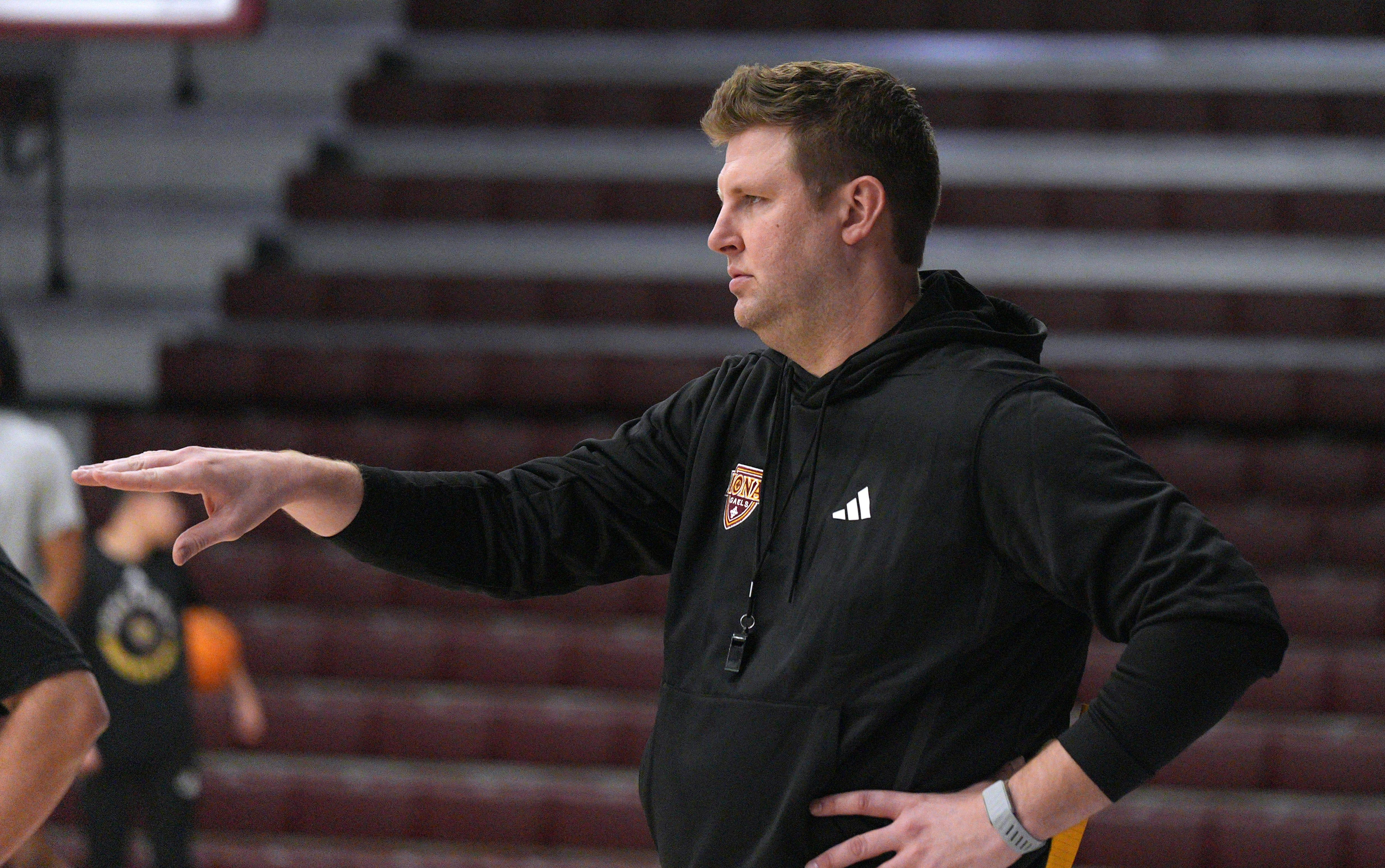 MAAC check-in: Exclusive offseason Q&A with Iona head coach Dan Geriot