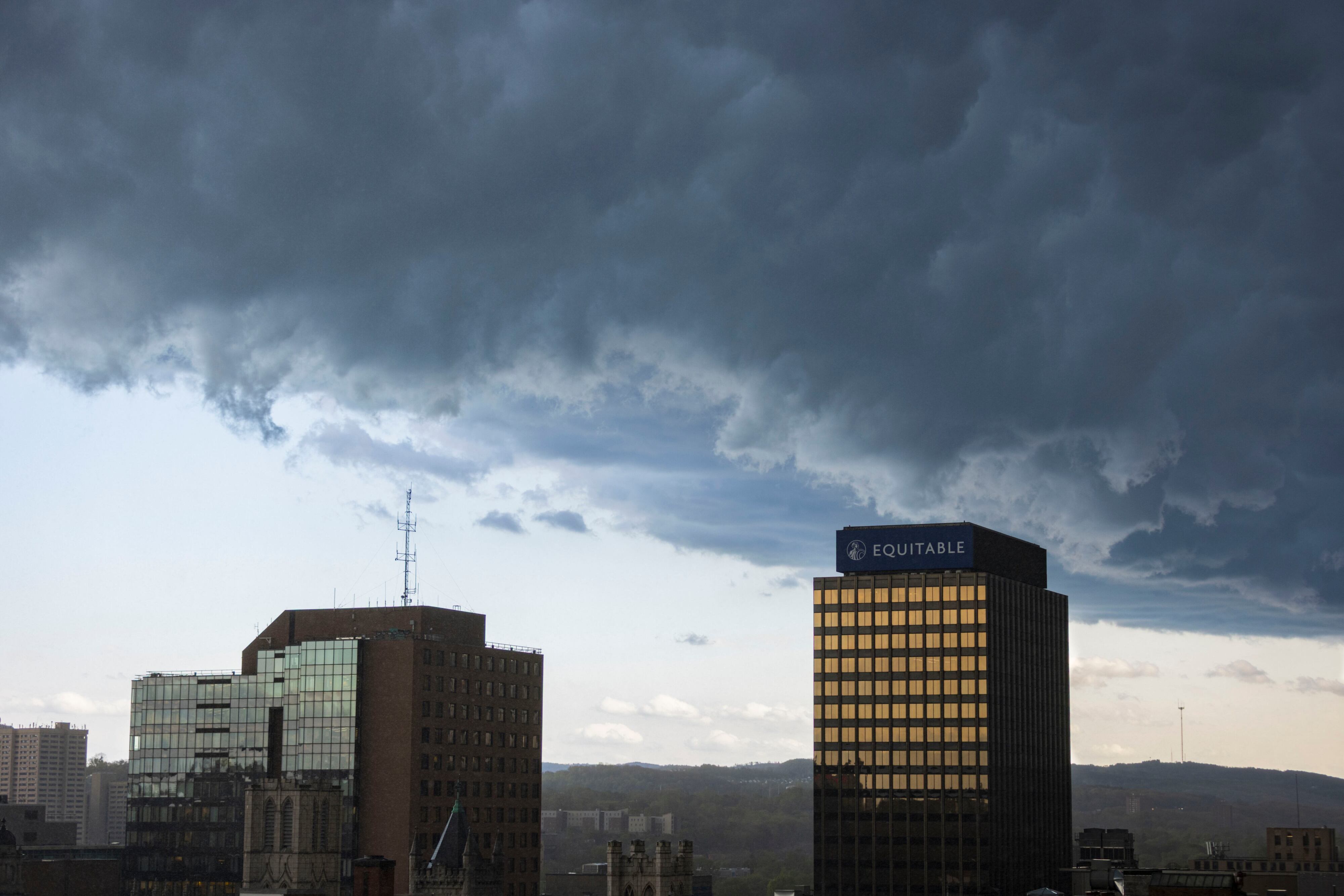 Hail, winds up to 60 mph expected as thunderstorms hit central NY
