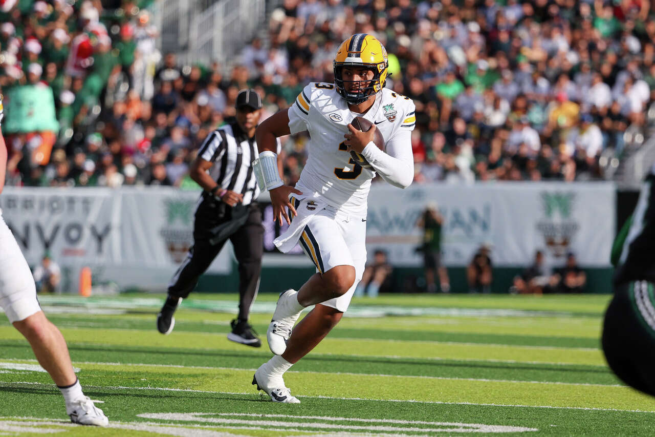 Cal's star QB says schools went to his parents to convince him to transfer