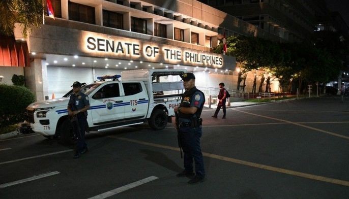 Timeline: Dela Rosa's May 13 standoff, Senate lockdown and gunfire