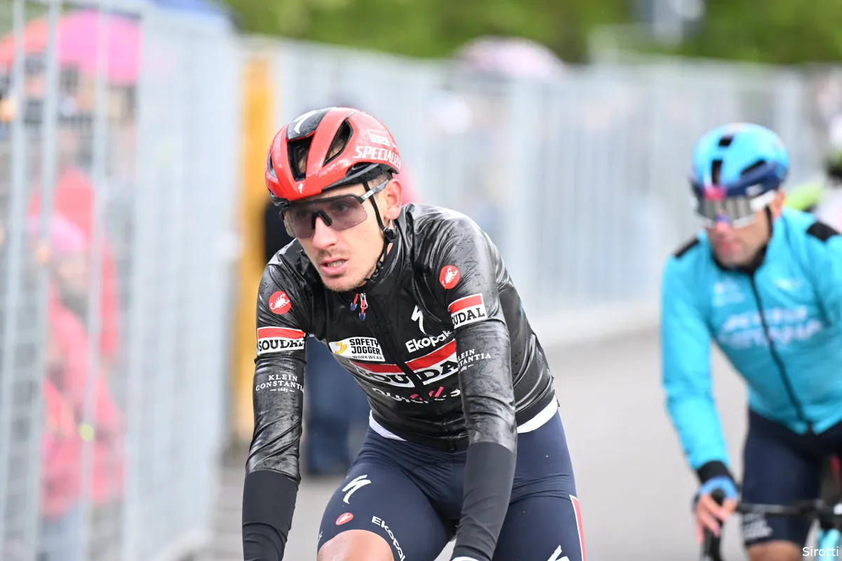 Three riders can forget about Giro d'Italia GC ambitions after the rain ...