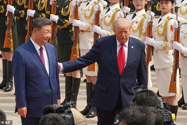 Trump's hidden five-tap code in handshake with Xi and the 'bullfrog ...