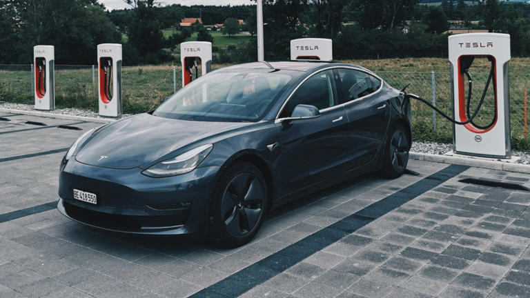 Tesla is testing a virtual waitlist at Supercharger stations — letting ...