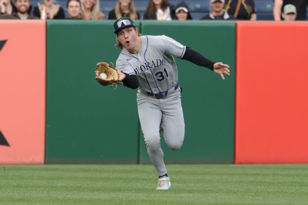 Rockies' McCarthy first OF since '15 to record unassisted double play
