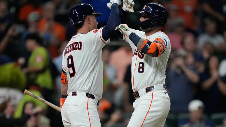Astros secure 4-3 victory over Mariners with Cole's 10th-inning hit