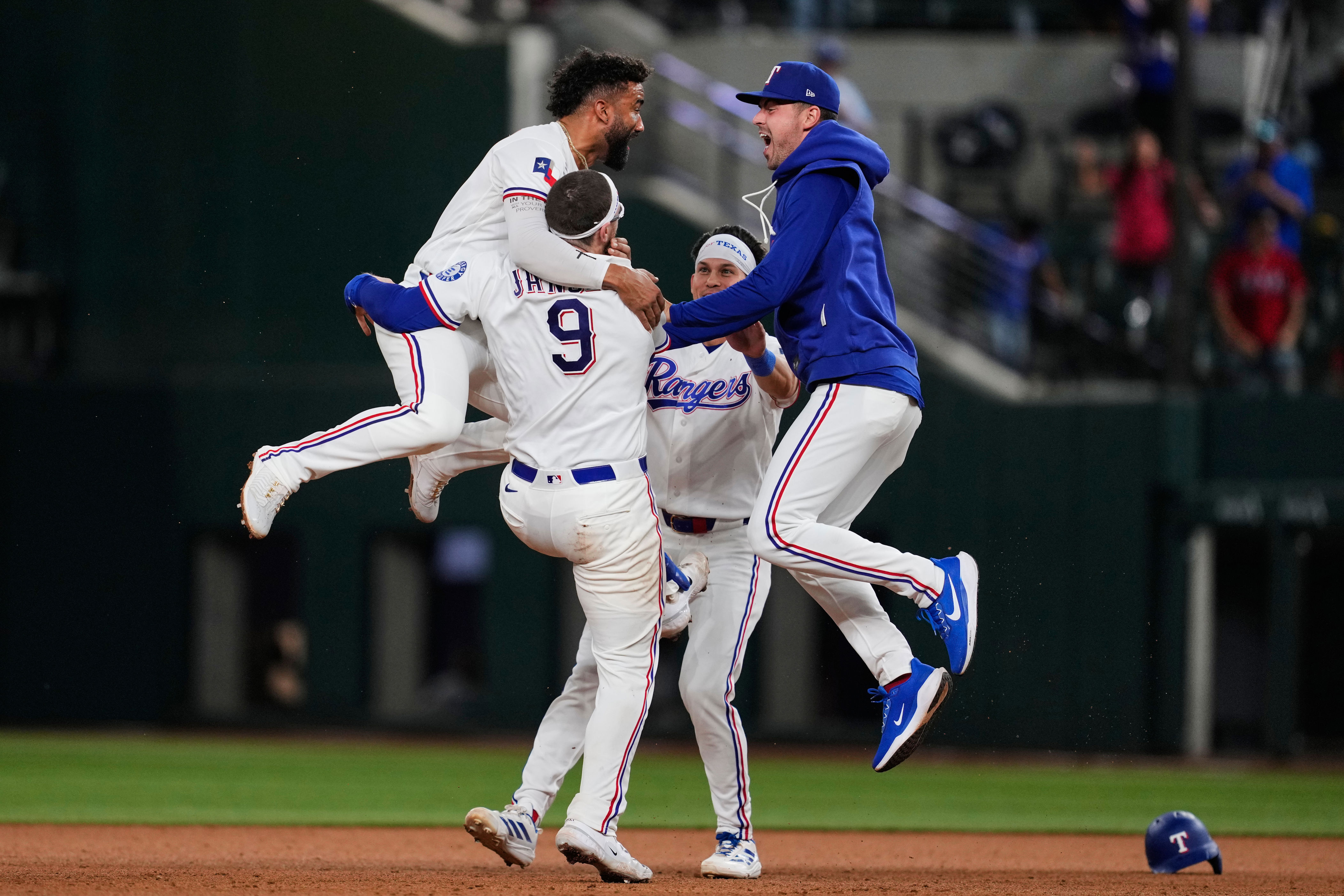Danny Jansen's single gives Rangers a 6-5 win over Dbacks after both ...