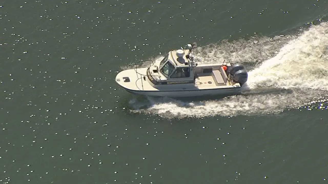 Body recovered several hours after man jumped off boat, never resurfaced