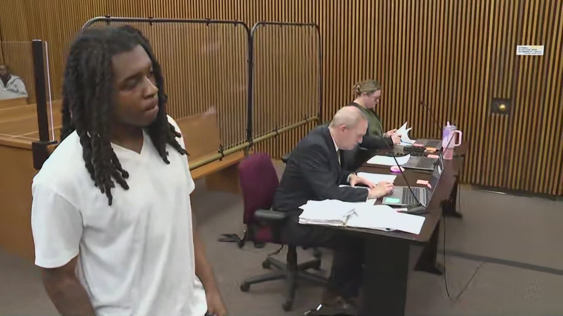 Bond set at $500K for teen accused of shooting Cleveland Uber driver