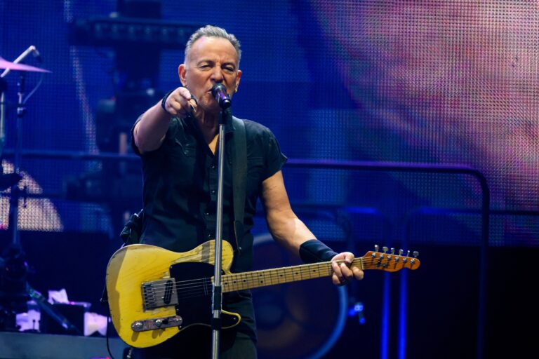 Bruce Springsteen forced to beef up security on tour due to lots of threats