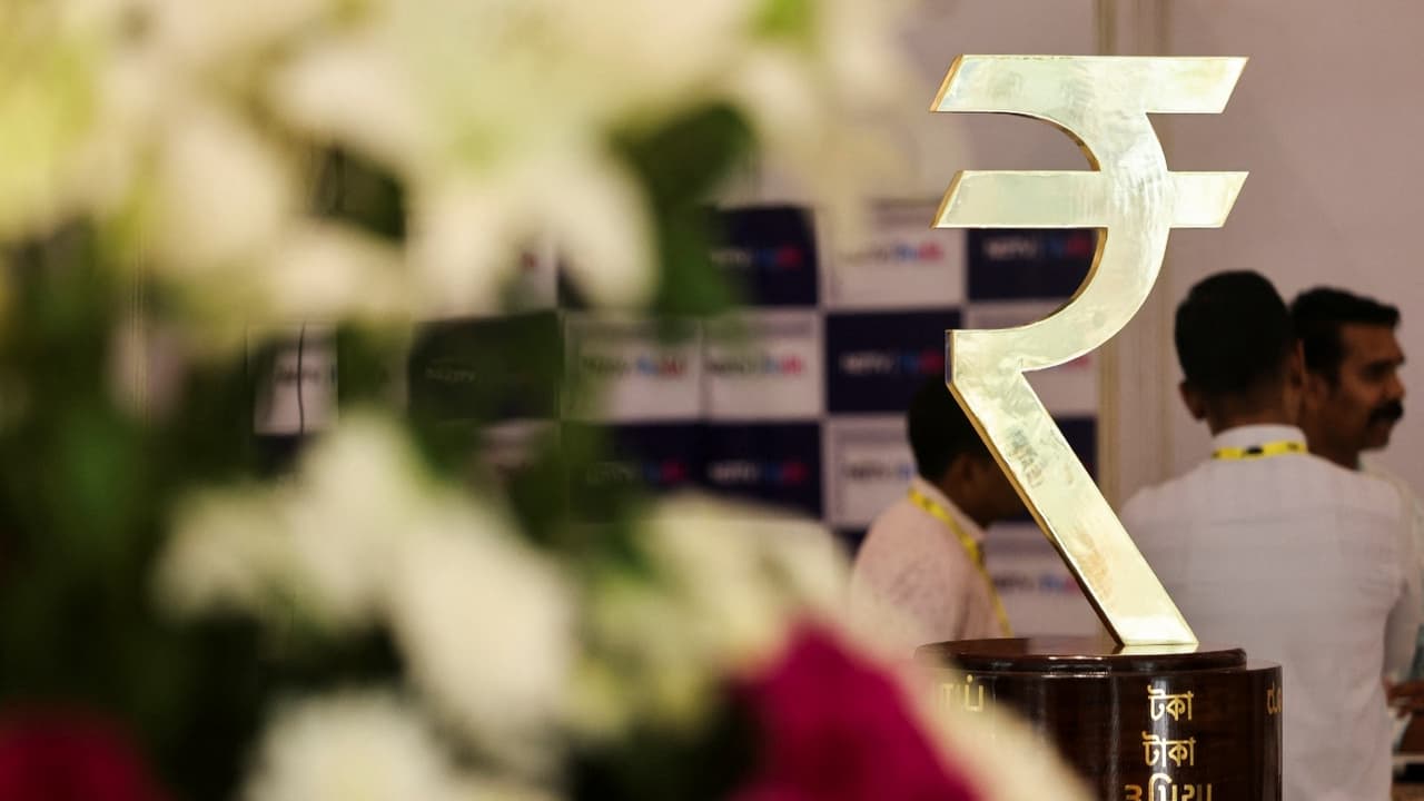Indian rupee under pressure from elevated crude, foreign fund exodus