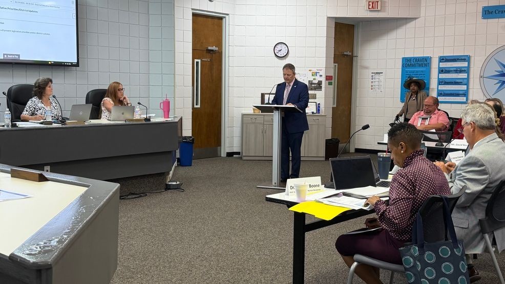 Craven school board votes to close Graham A Barden Elementary