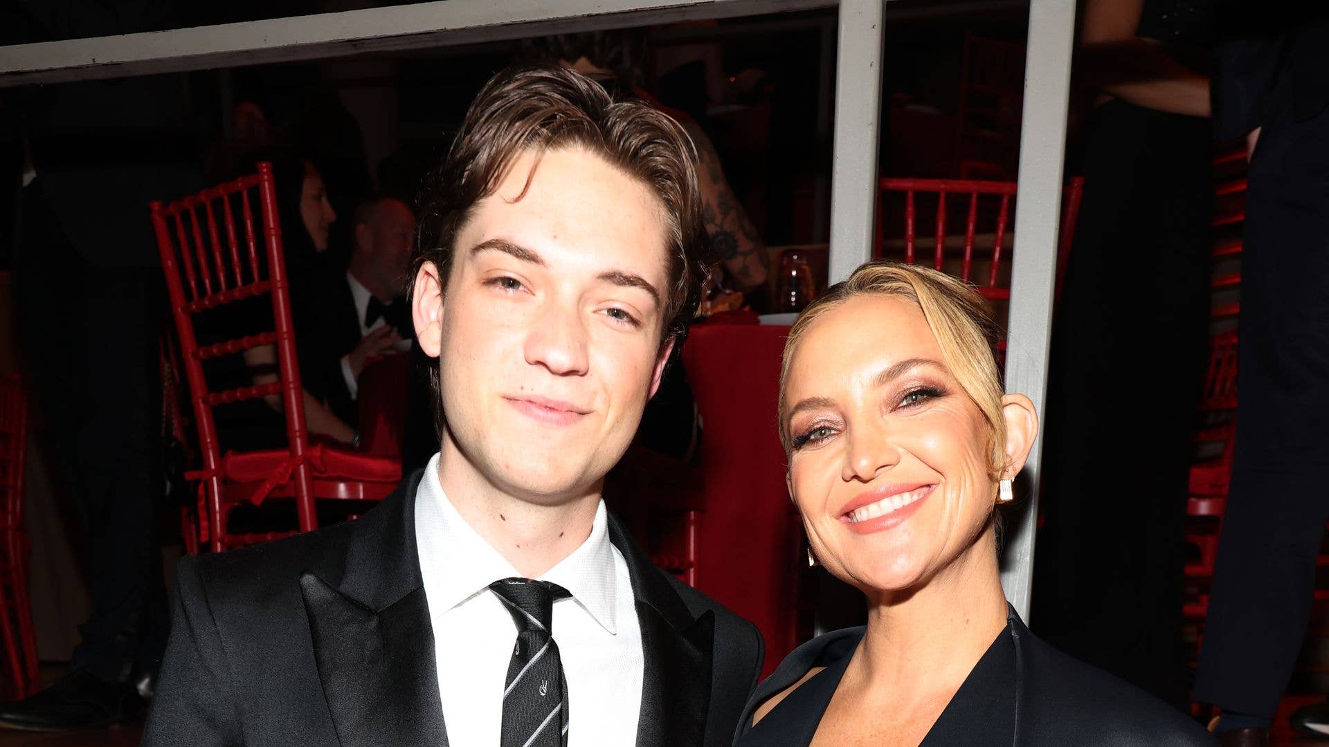Goldie Hawn's handsome grandson Ryder kisses longtime girlfriend in ...